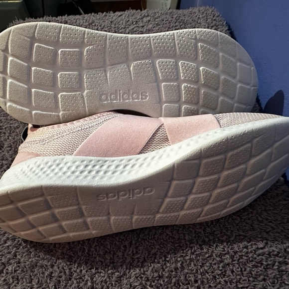 Women’s Pink Adidas size 7.5 - Picture 5 of 5